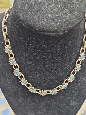Silvertone Flower Blue Rhinestone Link Necklace